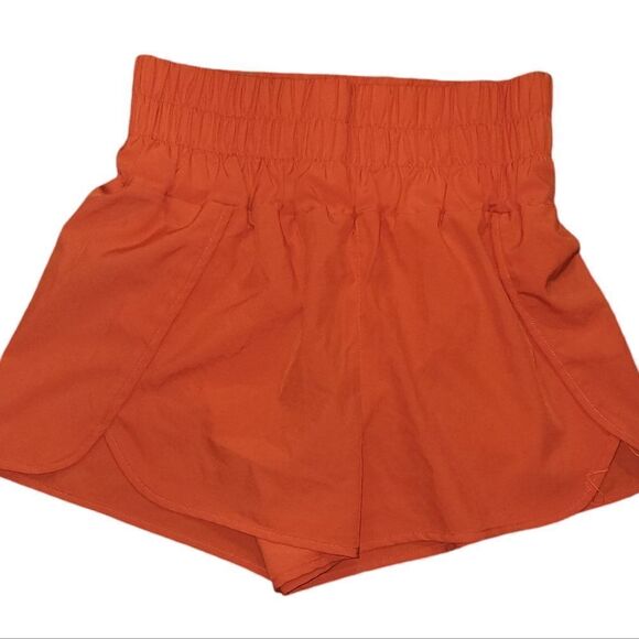 Buckle New in Shortie Shorts Active Stretch Tomato Medium - Picture 2 of 6